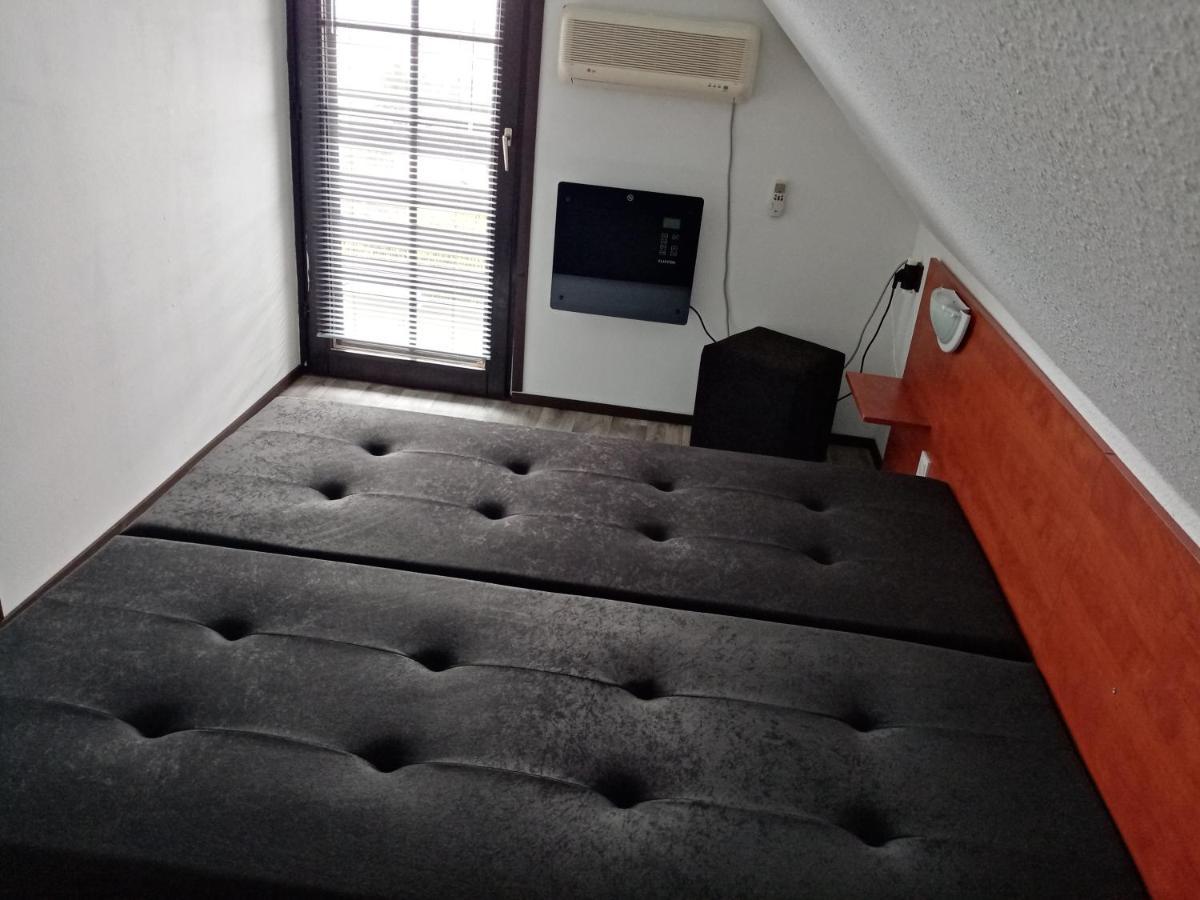 Karesz Nyaralohaz Villa Zalakaros Exteriör bild