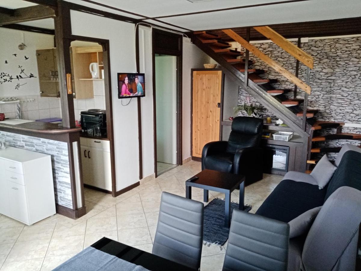 Karesz Nyaralohaz Villa Zalakaros Exteriör bild