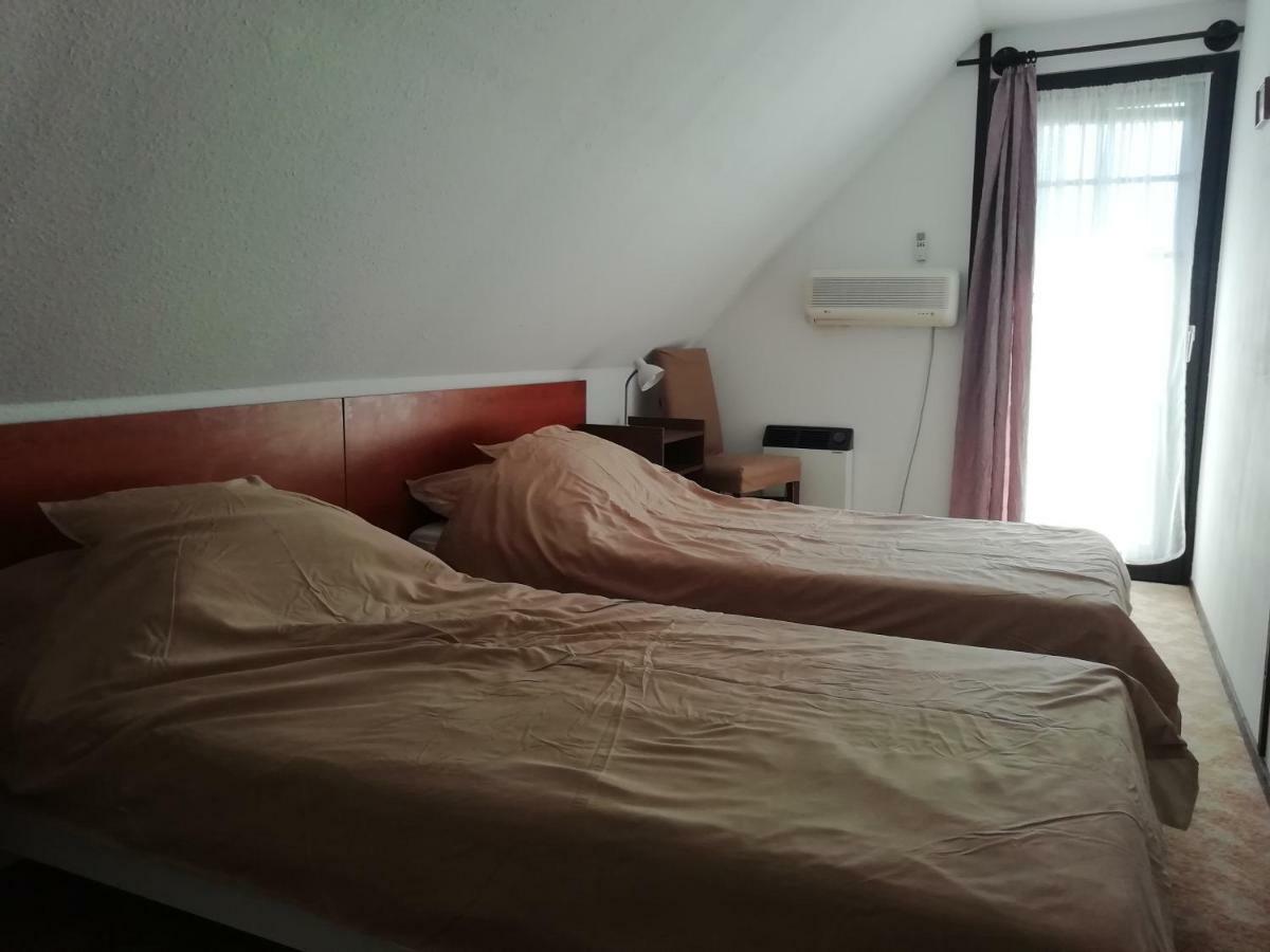 Karesz Nyaralohaz Villa Zalakaros Exteriör bild
